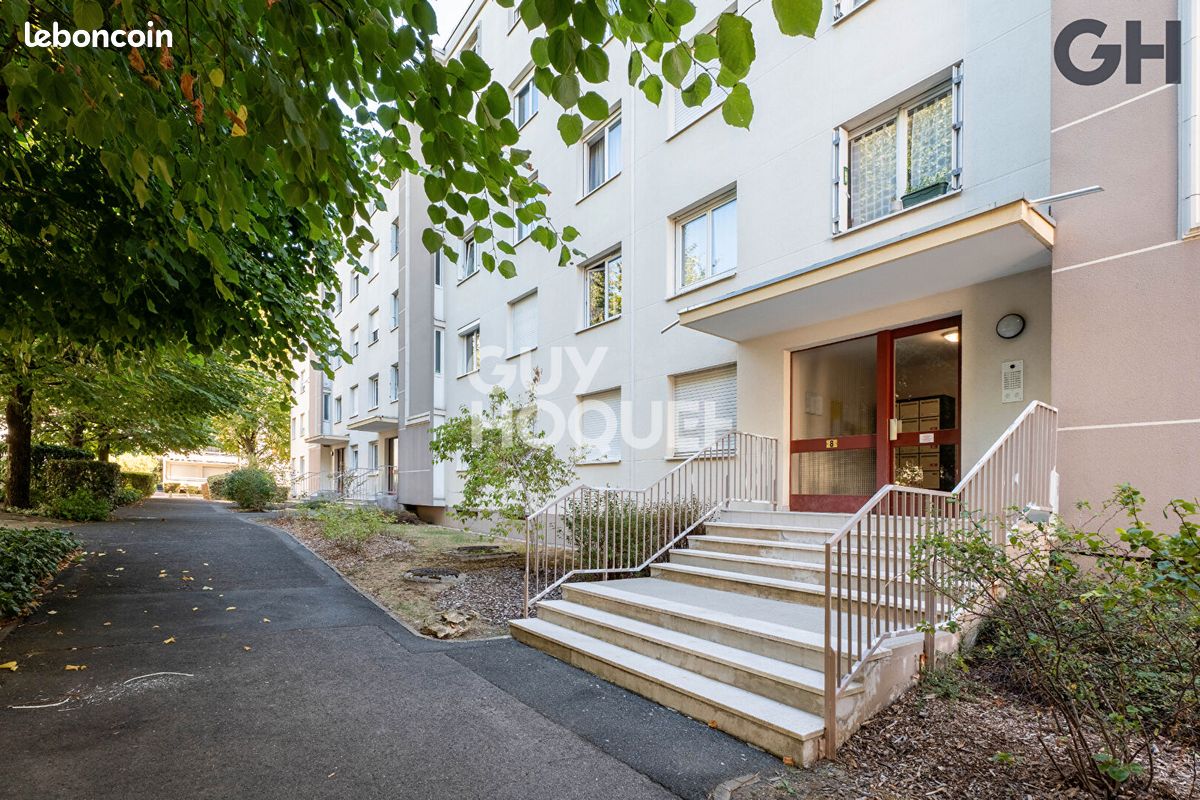 Appartement 4 pièces 77 m² · à Évry-Courcouronnes · 77 m² · 179 900 €
