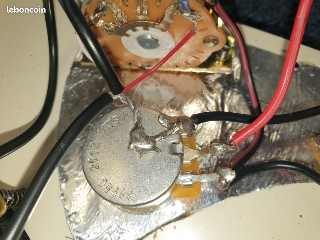 Plaque stratocaster gaucher (image 4)