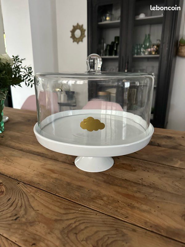 Cloche a gateau verre d'occasion - Arts de la table