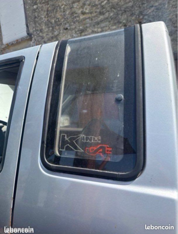 Custod nissan King cab (image 1)