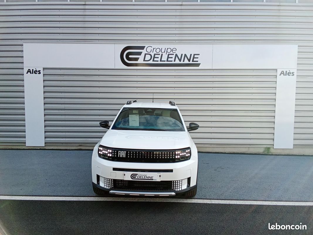 FIAT Grande Panda T-Gen 3 1.2 Hybrid Turbo 110 ch eDCT6 La Prima (image 6)