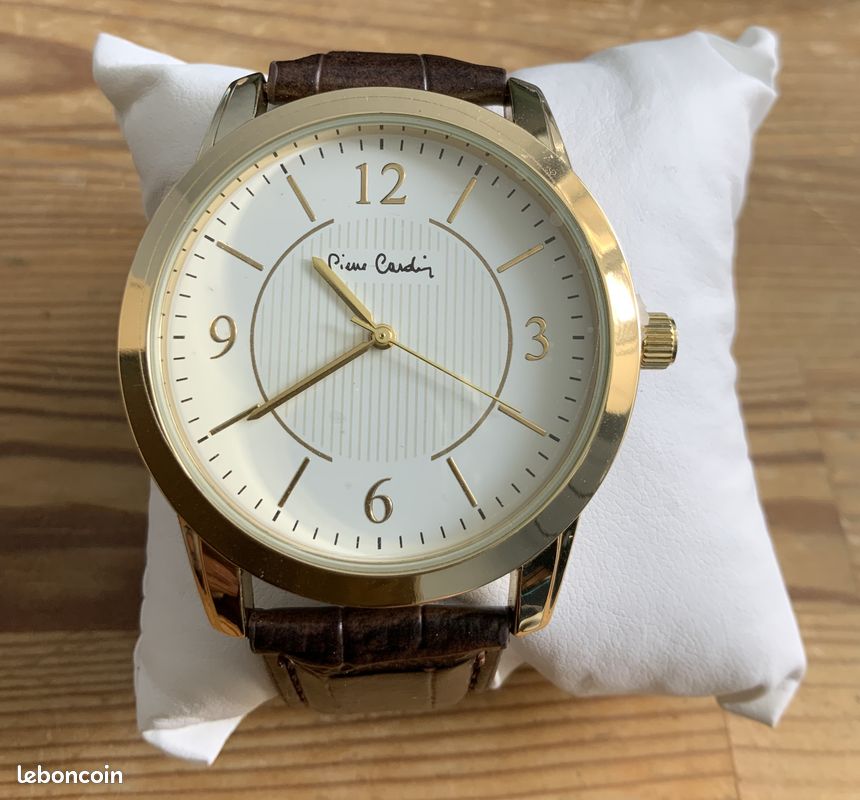 Montre Pierre cardin homme fonctionne 41mm (Gebraucht) in Delemont für