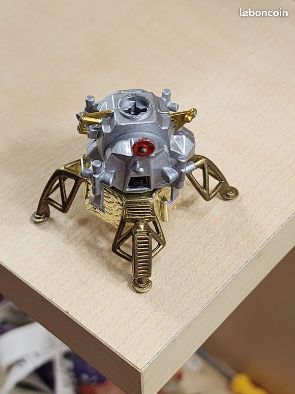 Maquette Module lunaire Eagle Apollo XI : Model-Set - Revell - Rue des Maquettes Maquette Module lunaire Eagle Apollo XI : Model-Set - Revell - Rue des Maquettes