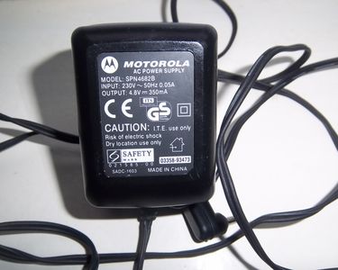 Chargeur Motorola SPN4989A - Adaptateur Secteur D'origine Avec Câble