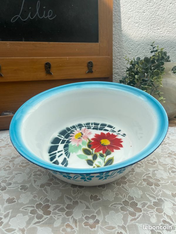 Ancienne Bassine émaillée Blanche Liseré Bleu - D32 Cm - Occasion
