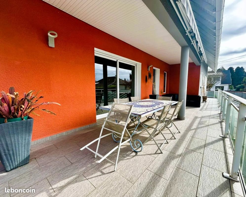 Maison 6 pièces 196 m² · à Billère · 196 m² · 319 500 €