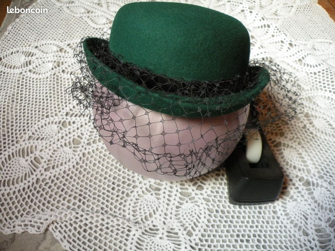 Chapeau Hy Equestrian Active – Soie Vert émeraude Avec Pompon Interchangeable