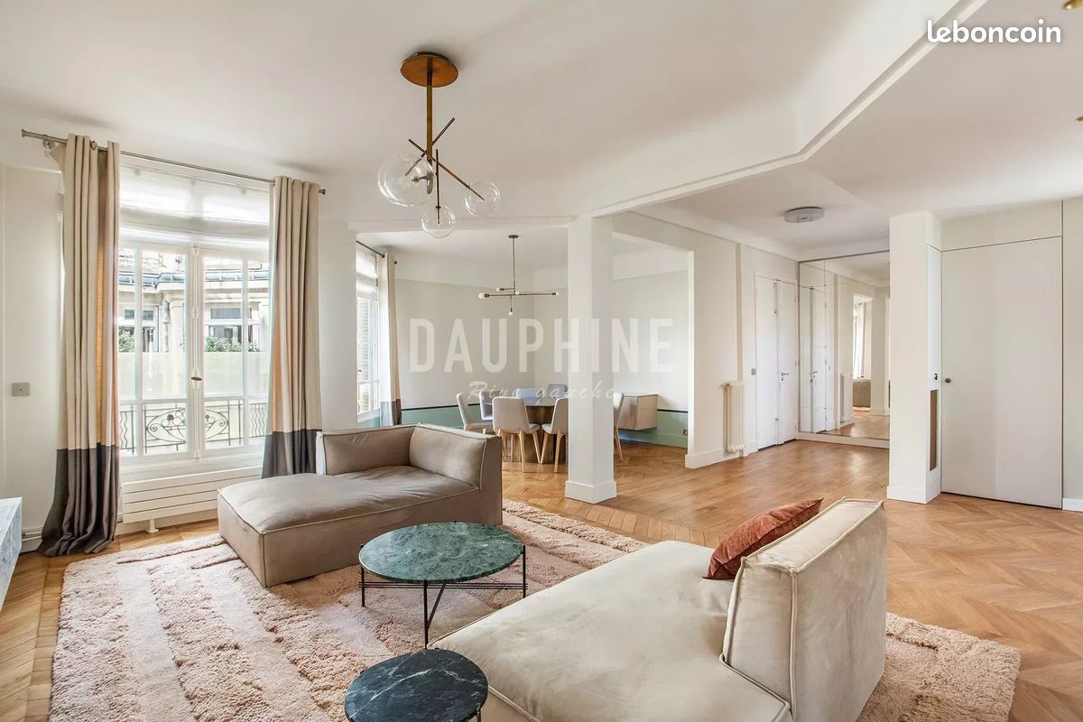 Appartement 4 pièces 122 m² · à Paris · 122 m² · 7 300 €/mois