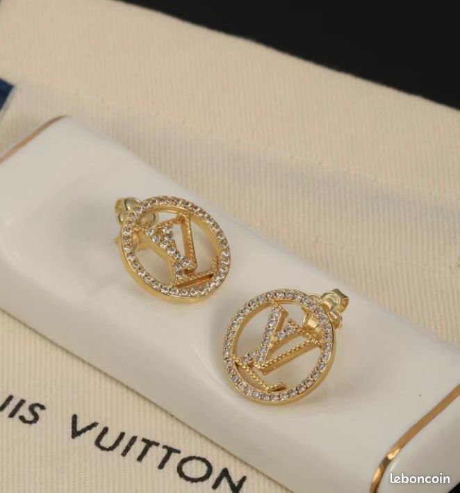 Annonces Montres & Bijoux Louis Vuitton - Boucles d'oreilles - Leboncoin