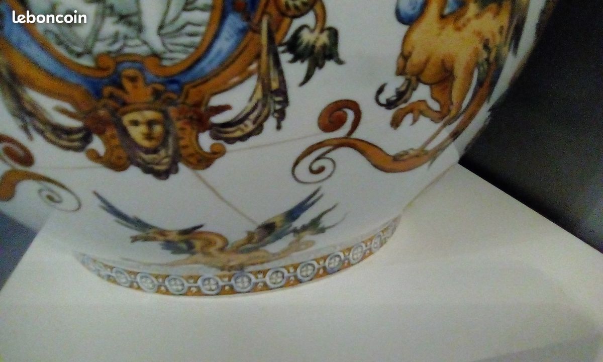 Grand cache-pot Gien Renaissance fond blanc (image 3)
