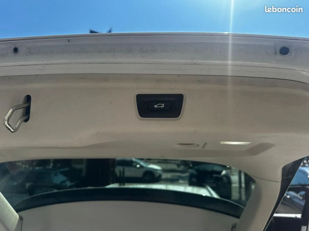BMW Série 3 Touring 320D Xdrive 190ch Lounge - 2020 - CarPlay - Boîte auto (image 28)