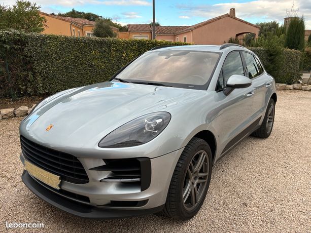 Porsche Macan 2021