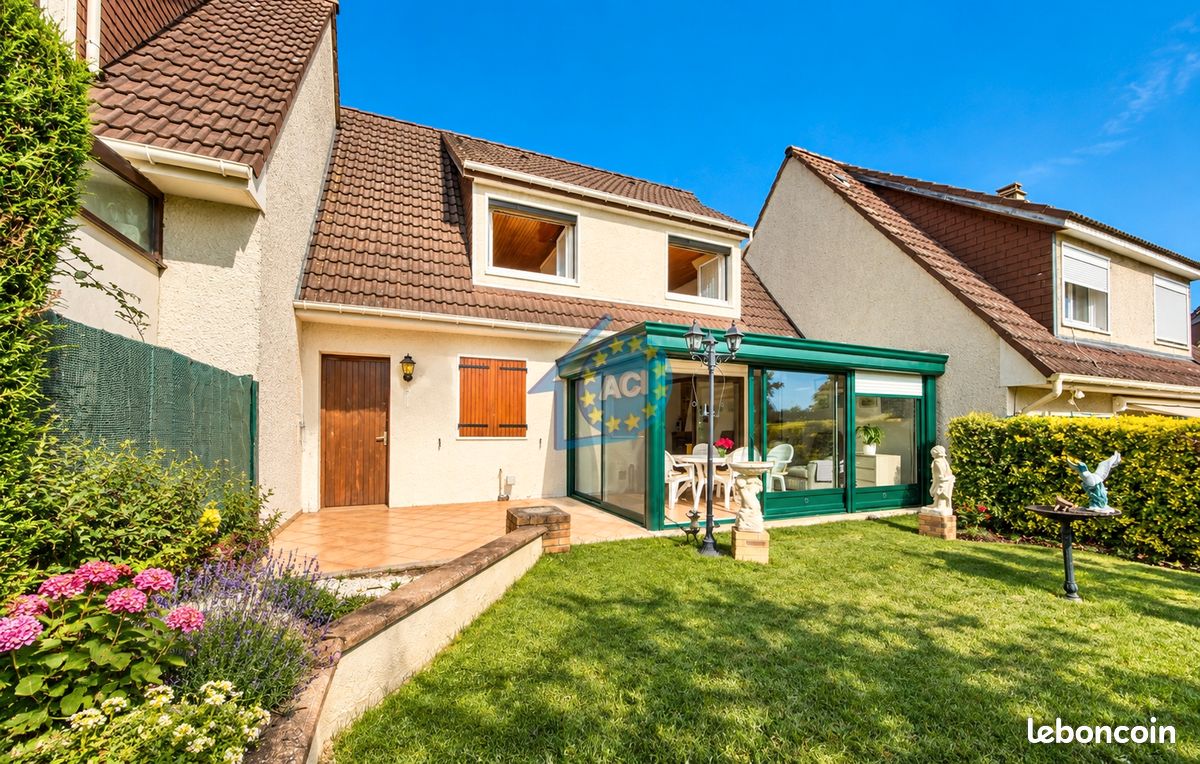 Maison 5 pièces 103 m² · à Magnanville · 103 m² · 262 500 €