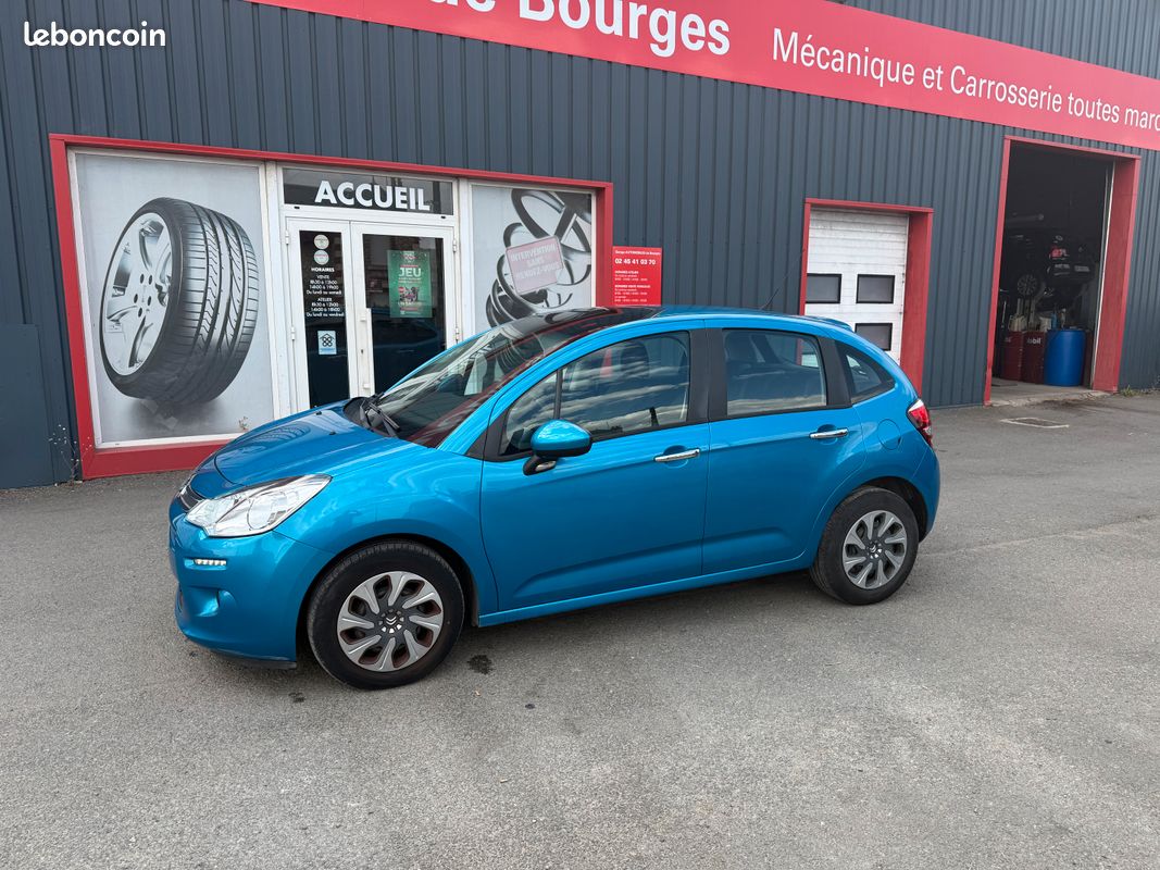 Citroen C3 1.2L ESSENCE CONFORT (image 2)