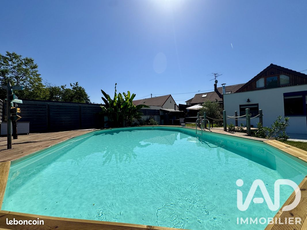 Maison 6 pièces 161 m² · à Dole · 161 m² · 325 000 €