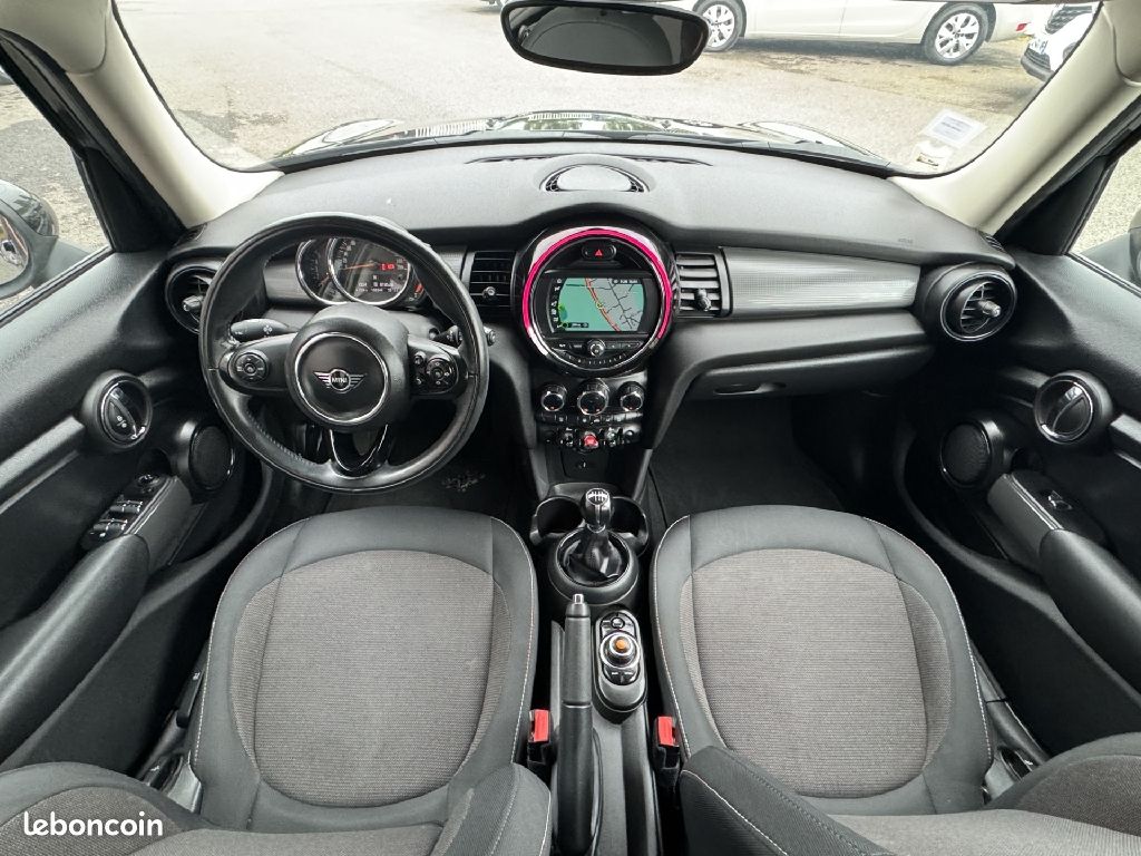 Mini Hatch F55 LCI Cooper D 116 ch (image 5)