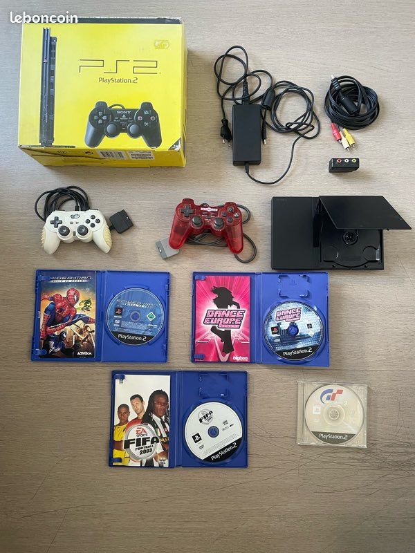 CONSOLE SONY PLAYSTATION 2 complète Manette Câbles MemCard Télécommande Boîte EUR 99,00 - FR