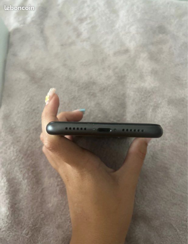 Iphone 11 (lire description) (image 4)