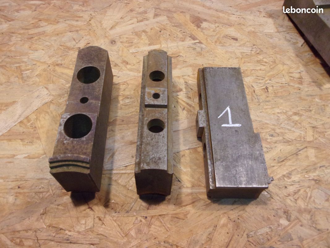 Jeux de 3 mors doux rapportés pour mandrin de tour a metaux (image 2)