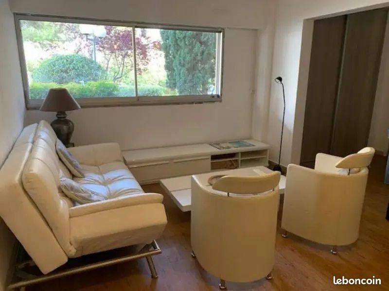 Appartement 1 pièce 43 m² · à Hyères · 43 m² · 650 €/mois