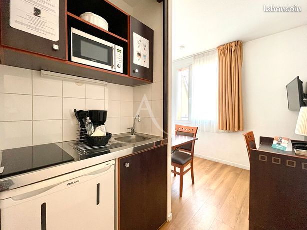 Studio 1 pièce 18 m²