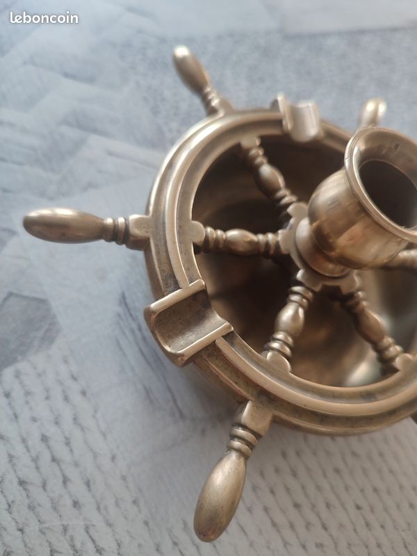 Rare Bougeoir à Main En Bronze Doré D'époque Restauration