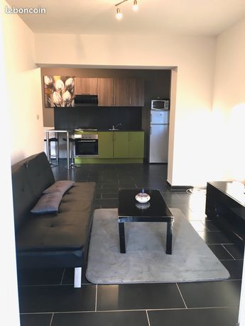 Maisonnette avec terrasse