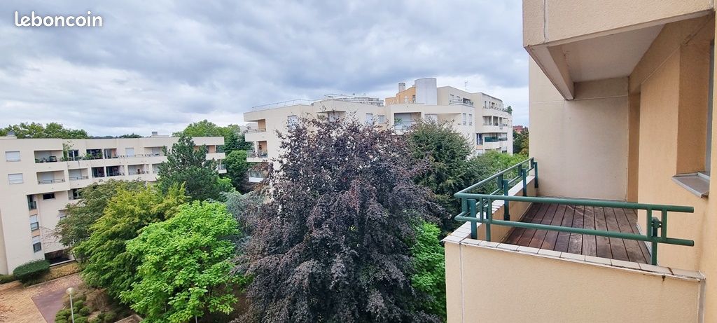 Appartement 2 pièces 50 m² · à Saint-Cloud · 50 m² · 1 305 €/mois
