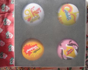 Pin's Renault Alpine – 40ème Anniversaire – Base Dorée Signée LMI – Collection