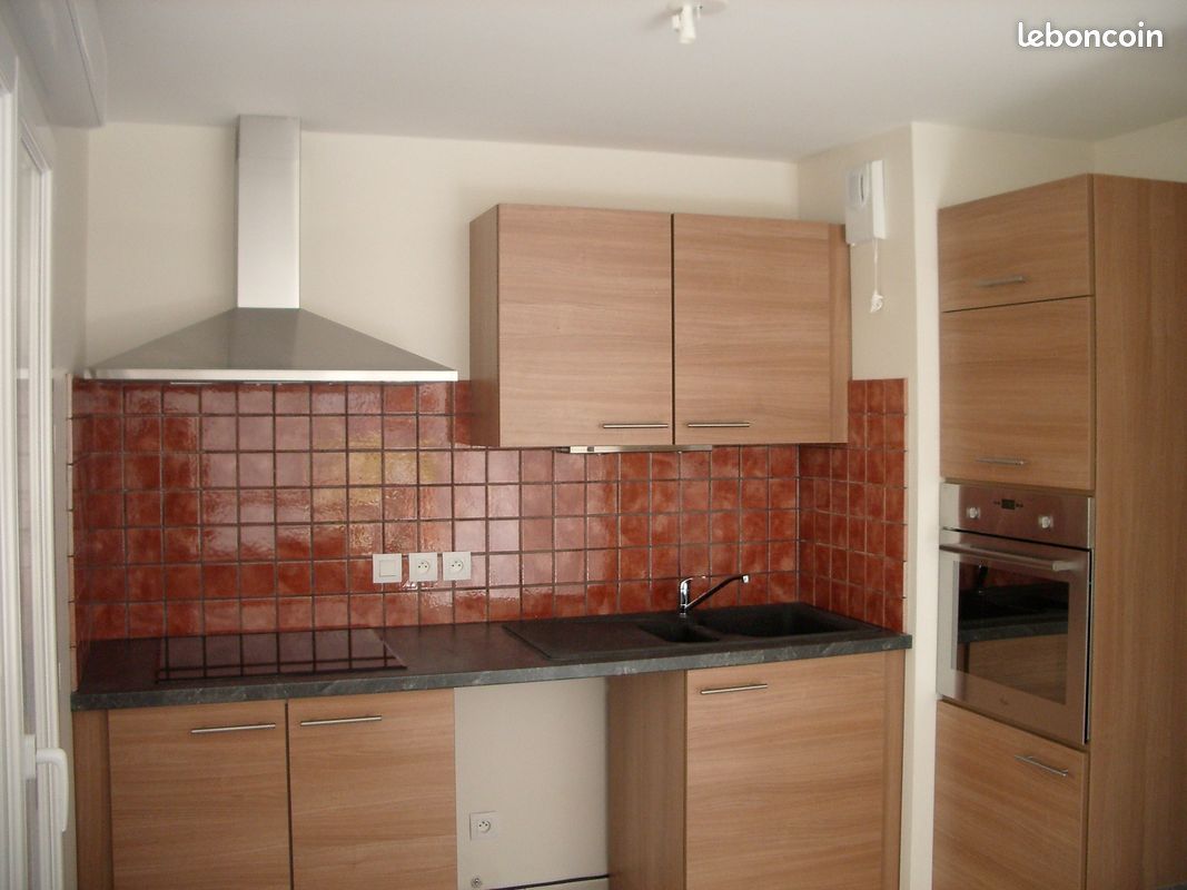 Appartement 2 pièces 42 m² · à Vétraz-Monthoux · 42 m² · 1 050 €