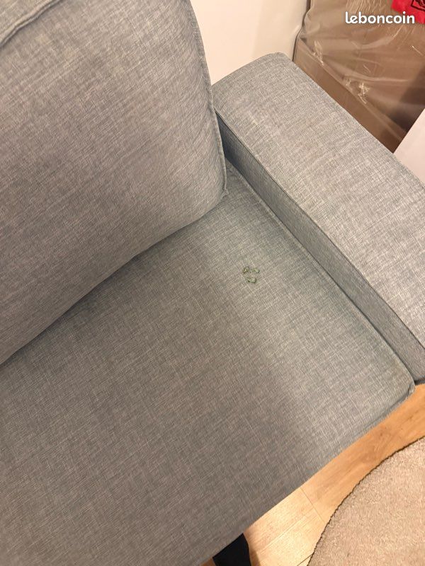 Canapé convertible gris – Bon état + plaid offert (image 4)