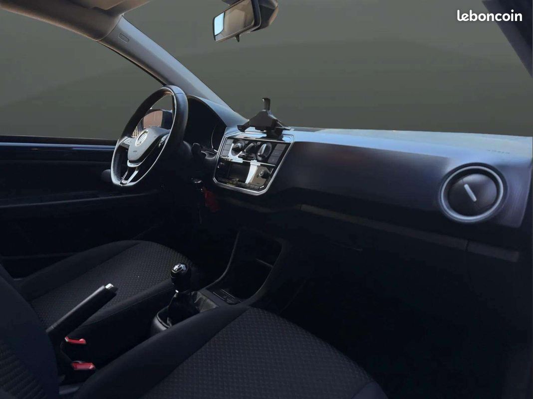 Volkswagen UP 1.0 65CH BLUEMOTION TECHNOLOGY LOUNGE 5P (image 15)