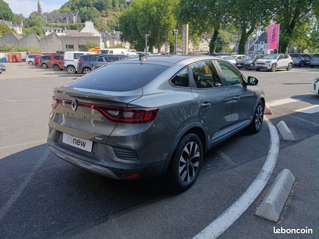 RENAULT Arkana E-Tech 145 Business (image 5)