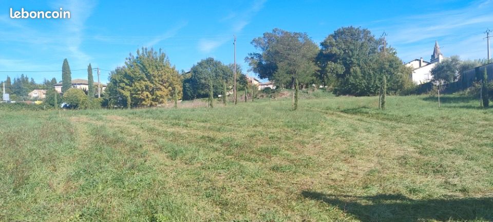 Terrain 1 123 m² Vagnas · 85 000 €