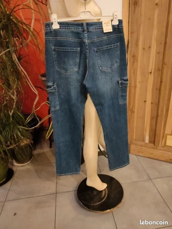 Jean Femme 7 For All Mankind - Neuf Avec étiquette, Coupe Slim/skinny, Détail 198