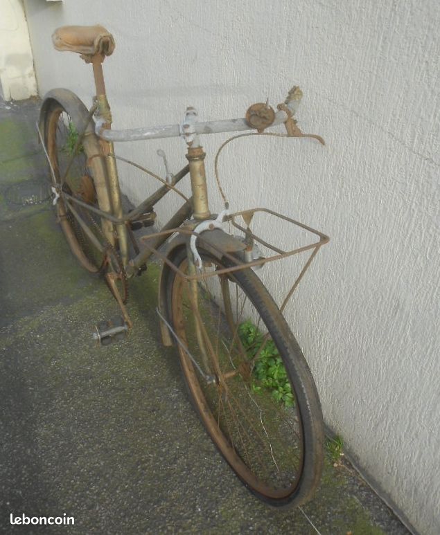 Guidon de vélo ancien 1940 - Équipements vélos Guidon de vélo ancien 1940 - Équipements vélos