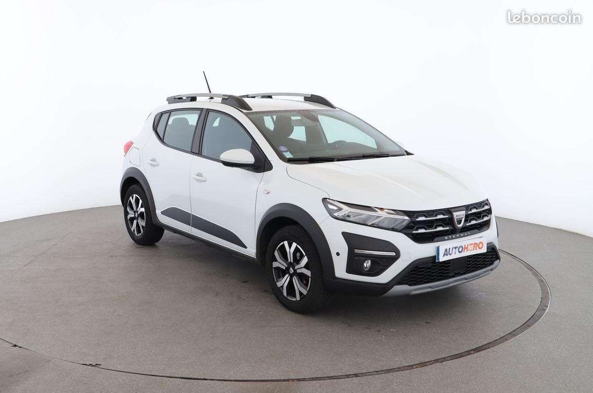 Dacia Sandero III Stepway 1.0 TCe Confort 91 ch (image 4)
