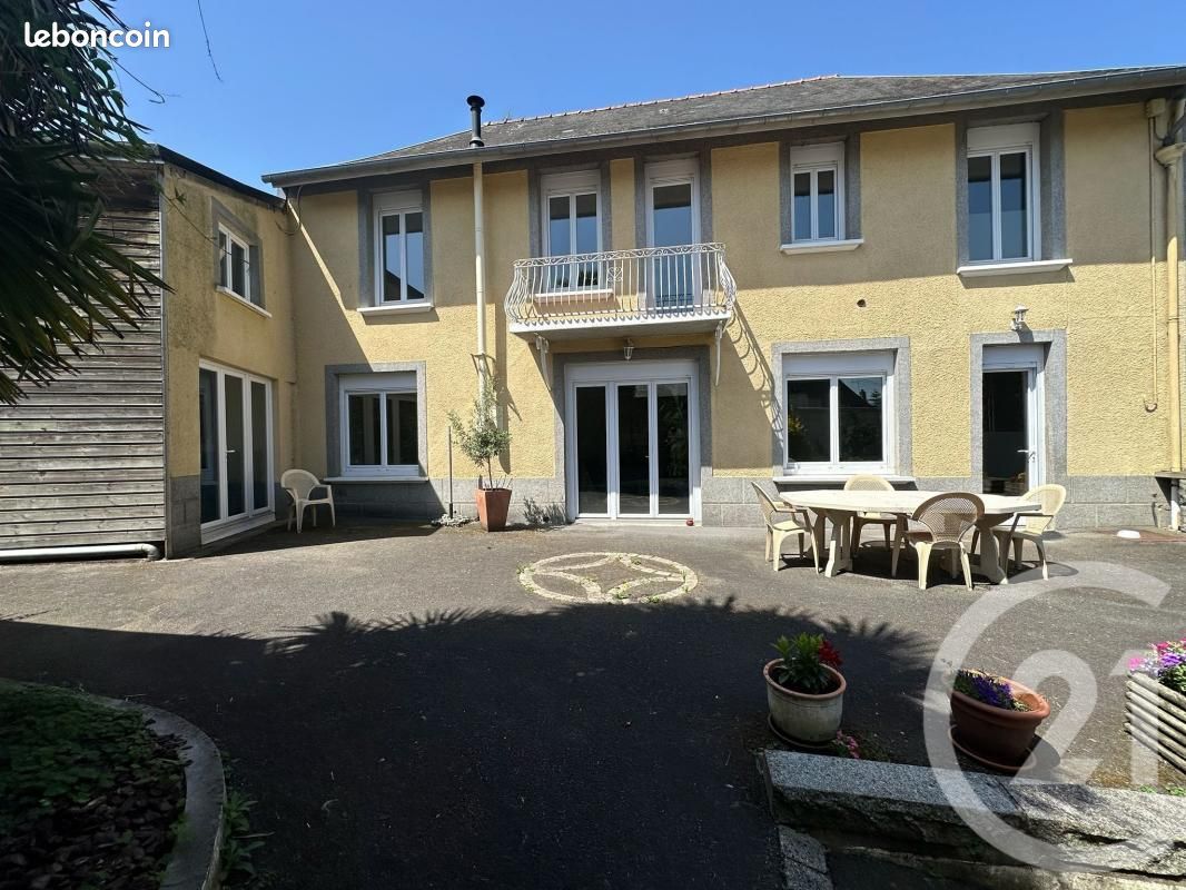 Maison 7 pièces 169 m² · à Fougères · 169 m² · 263 500 €
