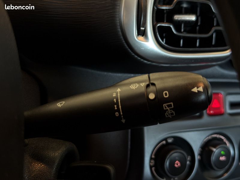 Citroen C3 PICASSO 1.6 HDI90 CONFORT à partir de 146,90 /mois (image 36)