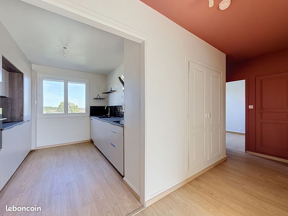 Appartement 3 pièces 64 m² · à Pont-Sainte-Marie · 64 m² · 850 €/mois