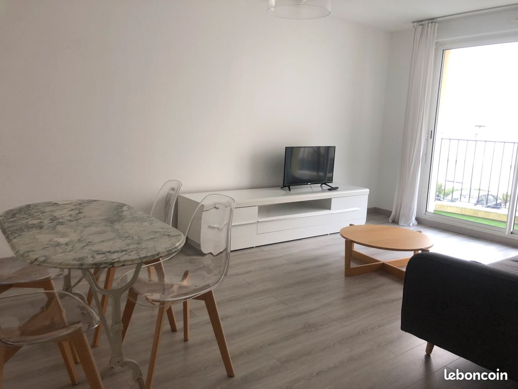 Parking 2 pièces 47 m² · à Bordeaux · 47 m² · 1 044 €/mois