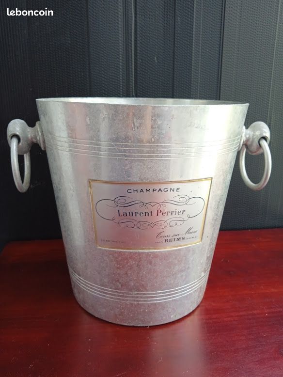 Seau rafraîchisseur pour bouteille champagne vintage de marque Laurent Perrier d occasion - Arts de la table