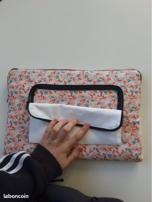 Pochette ordinateur (image 1)