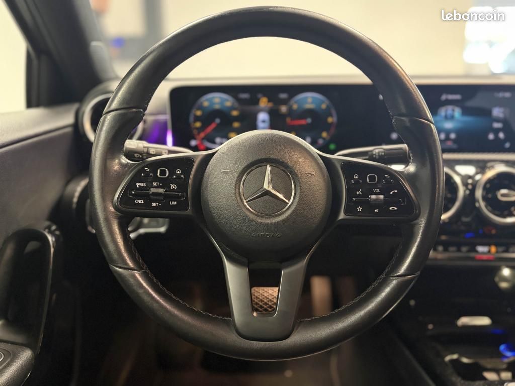 MERCEDES CLASSE A 180 d Progressive Line 116 ch - 7G-DCT - CarPlay (image 16)