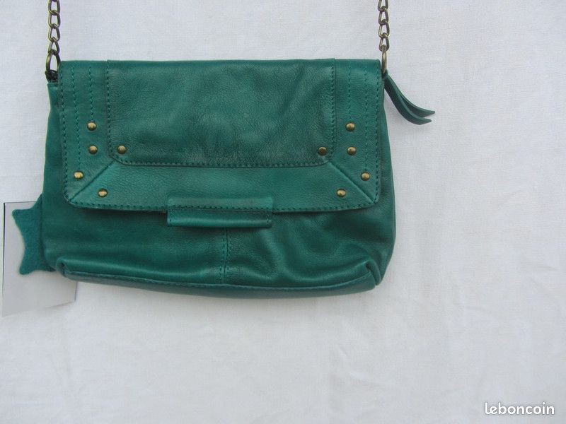 Petit sac a bandoulière cuir Pieces bleu sarcelle neuf avec