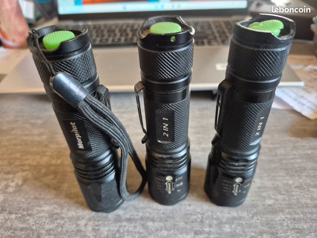 DARKBEAM Lampe Torche IR 850nm LED Lampe de Poche Infrarouge