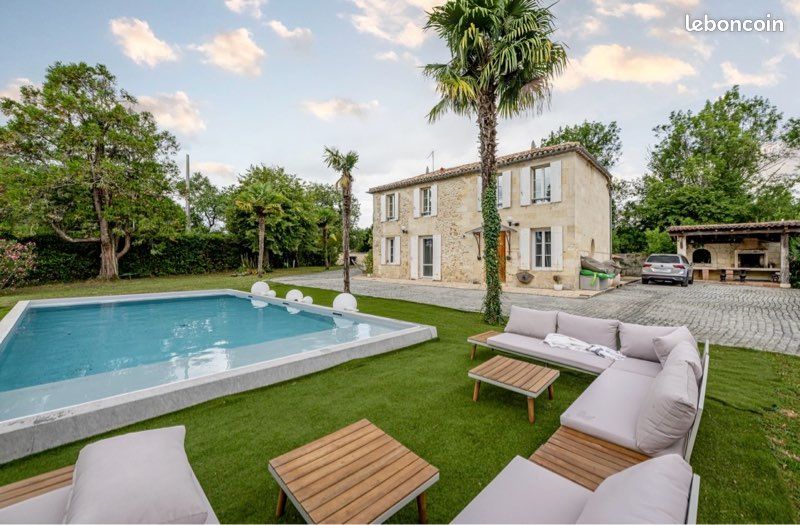 Maison 6 pièces 160 m² · à Fargues-Saint-Hilaire · 160 m² · 1 800 €/mois