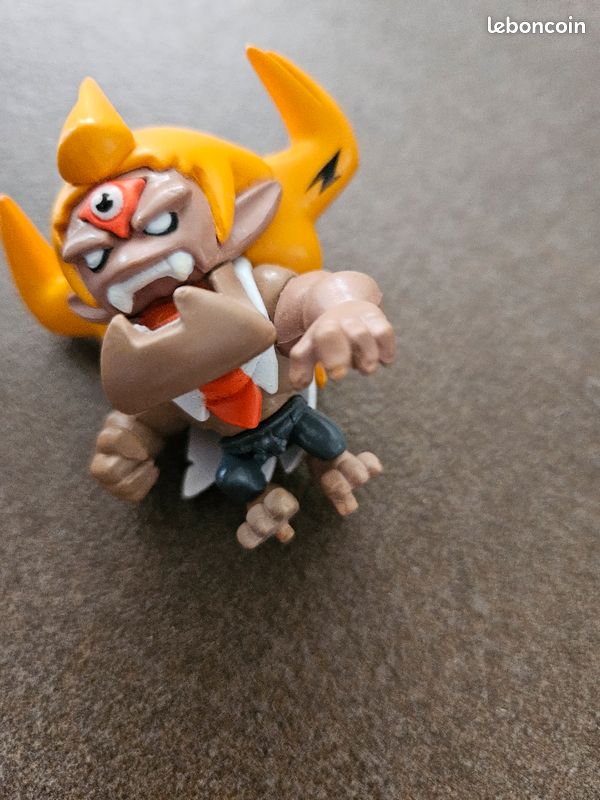 Lot de figurines (image 7)