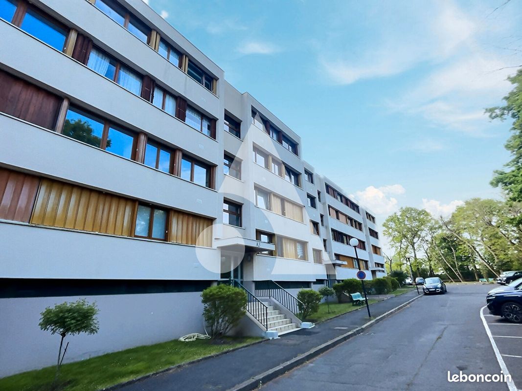 Appartement 4 pièces 86 m² · à Beauchamp · 86 m² · 235 000 €