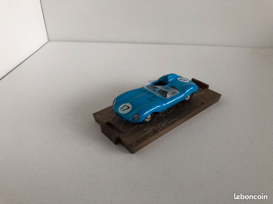 Voiture Miniature Pocher 1/8 – Rolls-Royce Orange En Plastique